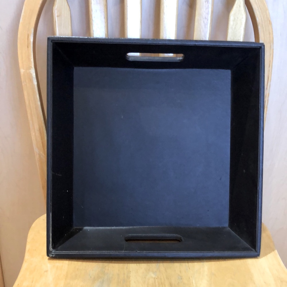 📑 Two for $10📑 Faux leather document tray